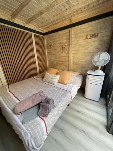 Cabane insolite avec jacuzzi privatif