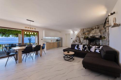 Villa Nikola