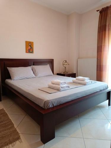 Sofies House next to Papageorgiou Hospital, private parking included