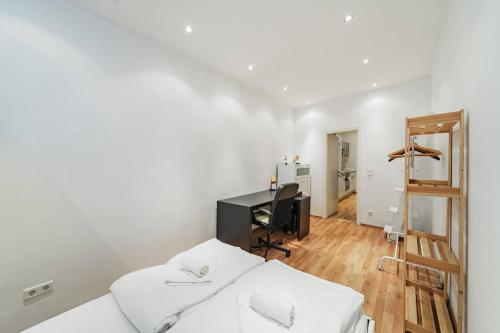 City Apartment near Belvedere