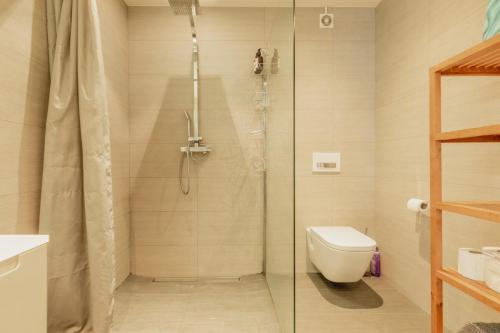 Appartement spacieux à 15 minutes du jet d'eau