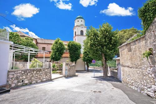Apartments in Crikvenica 5483