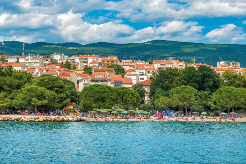 Apartments in Crikvenica 5483