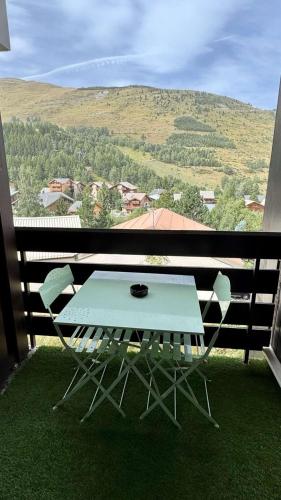 Résidence Arc En Ciel C - Appartement de charme pour 4 personnes idéalement situé dans un secteur calme proche des pistes MAE-5561