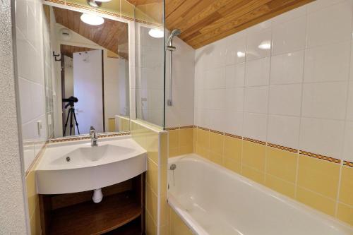 Résidence Pralin - 2 PIÉCES CABINE DUPLEX SUR LES PISTES - PROCHES DES COMMERCES MAE-9374