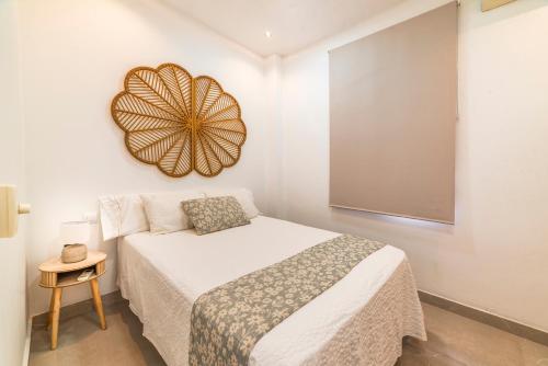 Home2Book Seville House with Private Rooftop