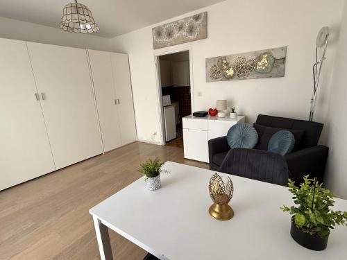 Apartment Residenza Corallo-7 by Interhome