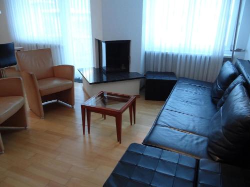 Apartment Dorfstrasse 15 Appartement-Fewo 7-Bettwohnung by Interhome