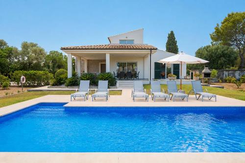 Villa Embat by Sealand Villas