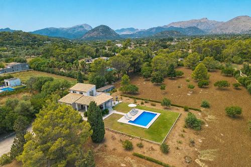 Villa Embat by Sealand Villas