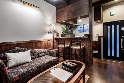New! Modern Japanese Home 旅タイム-住吉澄風3 住吉公園すぐ 二階建て住宅 住吉大社徒歩5分 4名可