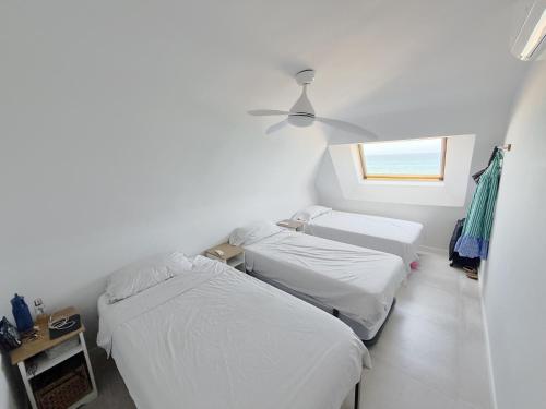 Mirador al Mar 07 by homeprive