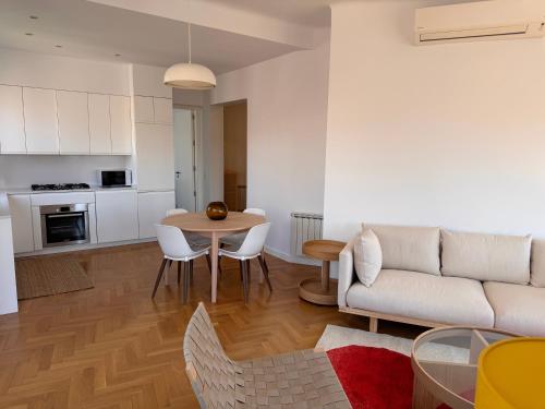 Exyca Homes Embajadores