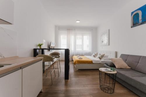 Main Square Apartments