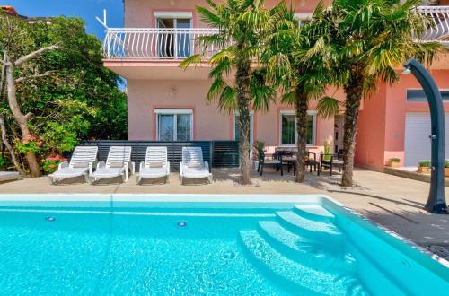 Apartments in Crikvenica 14226