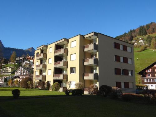 Apartment Sunnmatt Süd Wohnung 631 Appartement-Fewo 5-Bettwohnung by Interhome