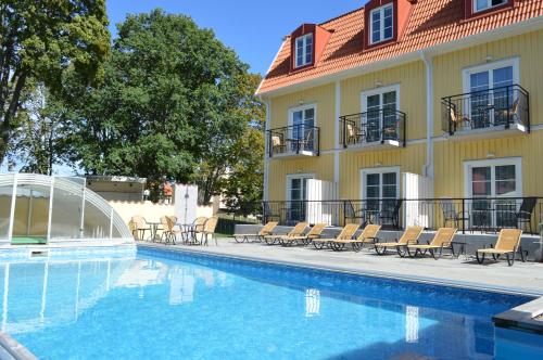 Bazén v ubytování Hotel Skansen nebo v jeho okolí
