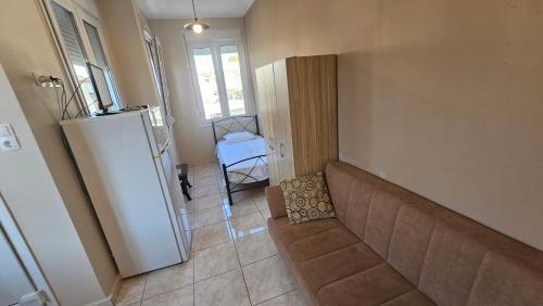 Lithos Apartment