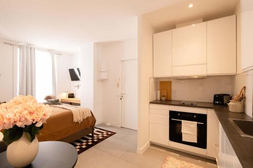 Charlot Studio in the Heart of Haut Marais