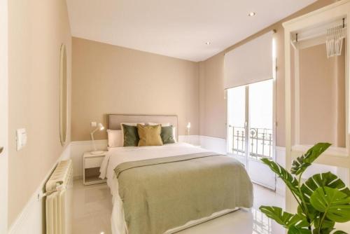 AmazINN Places Embajadores V