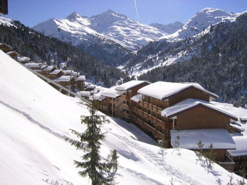 Appartement spacieux 4 chambres à Méribel, vue sur pistes - FR-1-355-283