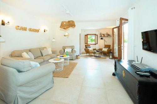 Can Gato by Sealand Villas