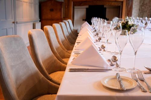 Ruang duduk di Hotel Cromwell Stevenage
