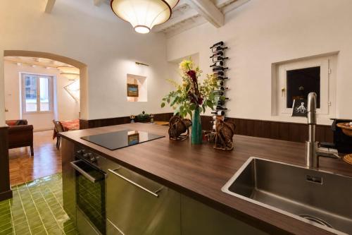 Casa Tre Sarte al Moro - High Design Stay in Trastevere by Hostand
