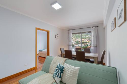 Simon's Apartment by GALMI