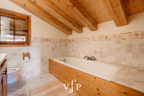 Stunning duplex attic apartment