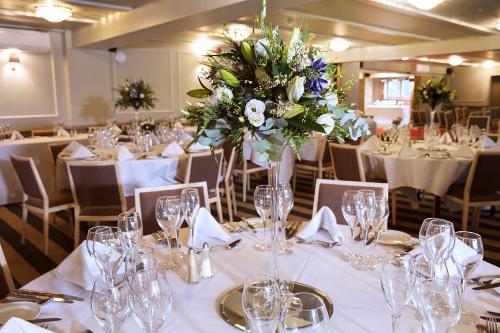 Restoran atau tempat lain untuk makan di Hotel Cromwell Stevenage