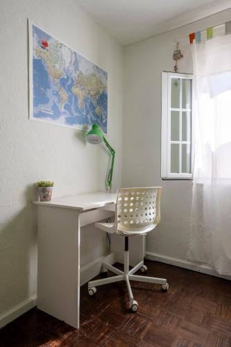 Private Room Near Airport and Oriente Station