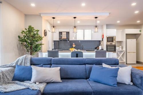 Caniço Penthouse by Homie