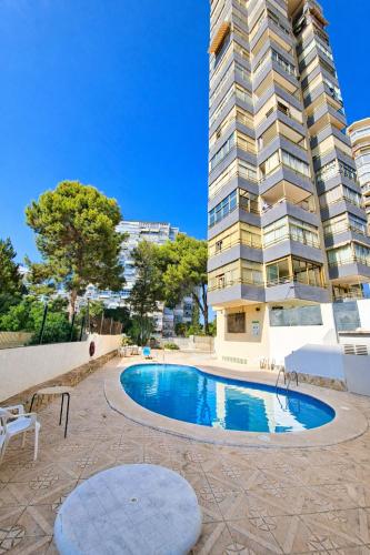 Two-room apartment with terrace, parking and pool