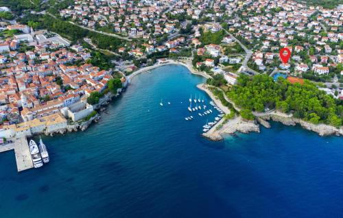 1 Bedroom Beach Front Apartment In Krk