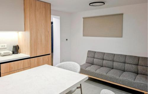1 Bedroom Beach Front Apartment In Krk