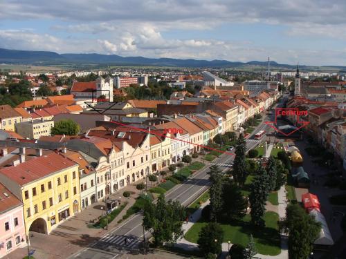 Nespecifikovaný výhled na destinaci Prešov nebo výhled na město při pohledu z penzionu