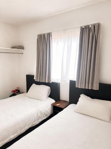 Asahi-house Hirai 302 2DK with a spacious balcony 5 minutes on foot from JR Hirai Station Asakusa, Akihabara, Disney