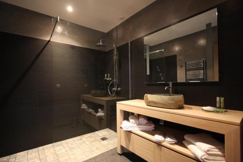 Ett badrum på Hotel A Piattatella