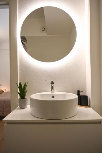 Smart & New, Two-Room Apartment Near Linate