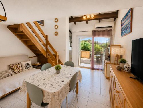 Maison au calme, terrasse & plage proche