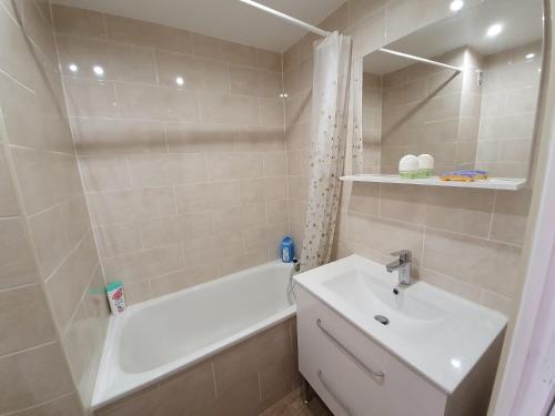 Résidence Roche Blanche - Studio pour 4 Personnes MAE-9164