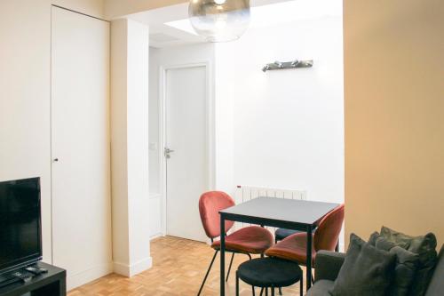 One-bedroom apartment for 4 guests in Paris 9