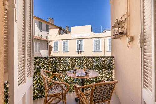 2 Chambres BALCON- FORVILLE-MEYNADIER A2B106