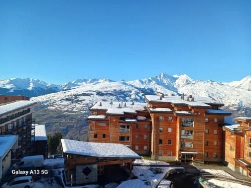 Résidence Tournavelles - Studio 3 personnes au pied des pistes et des commerces, proche de l'ESF et de la garderie dans le village des Villards à Arc 180 MAE-1984