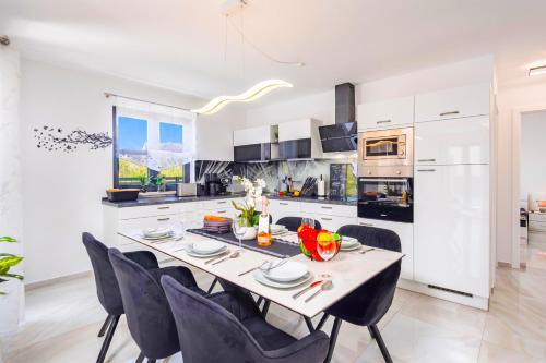 Villa Andreas With private Pool - Happy Rentals