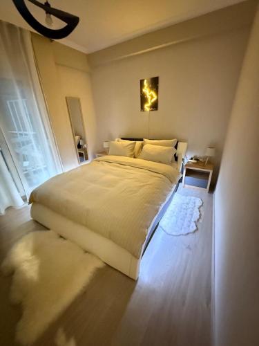 SKG Center Living