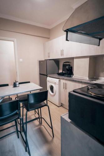 SKG Center Living