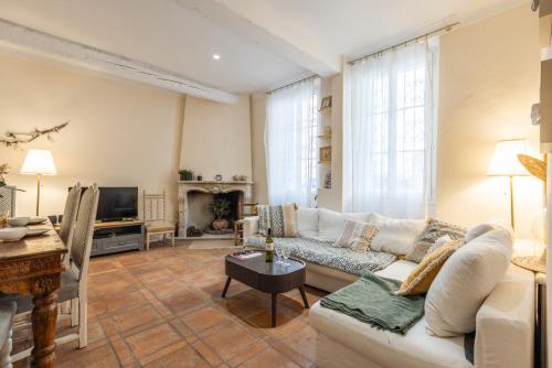 Maison de Ville 100m2- SUQUET CENTRE HISTORIQUE A3B113