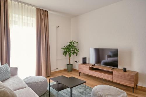 Modern city apartment with balcony - Limmatplatz